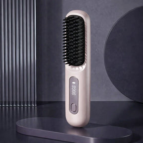 Jetta | Brosse coiffante pour cheveux courts – VolumeLift™